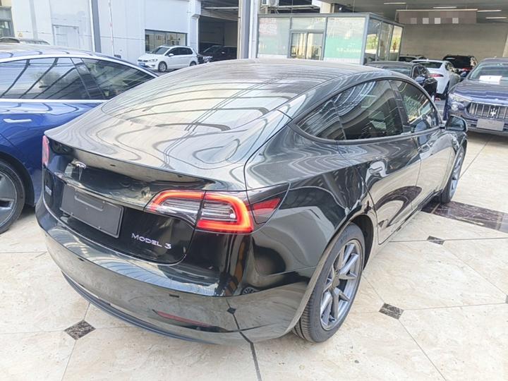 Model 3 2022 RWD photo 4