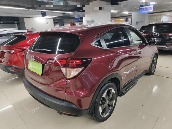 Vezel 2015 1.8L CVT RWD Luxury photo 4