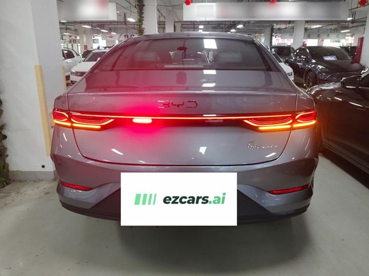 Qin PLUS 2025 DM-i ADAS 55KM Leading photo 5