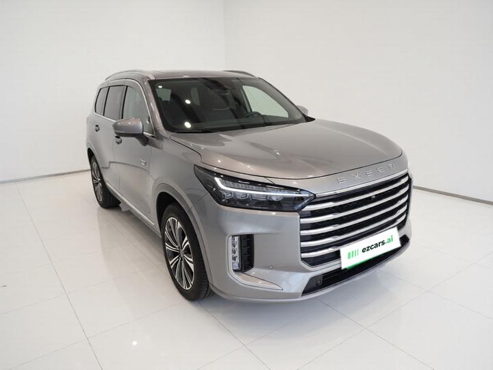 2024 International 400T AWD 7-Seater photo 3