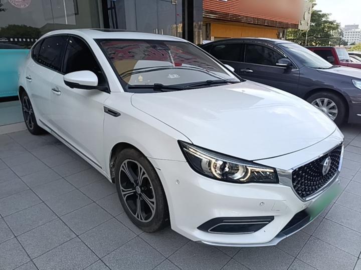 6 EV 2018 45T E-DRIVE Hybrid PILOT-Class photo 3
