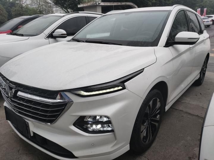 Wuling 2020 1.5T CVT Flagship
