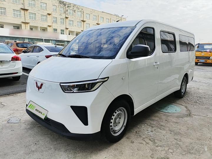 Wuling 2024 300km Comfort Bus 75kW