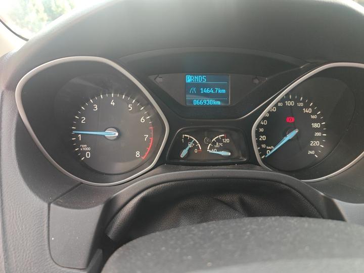 Focus 2015 Hatchback 1.6L AT Comfort photo 6