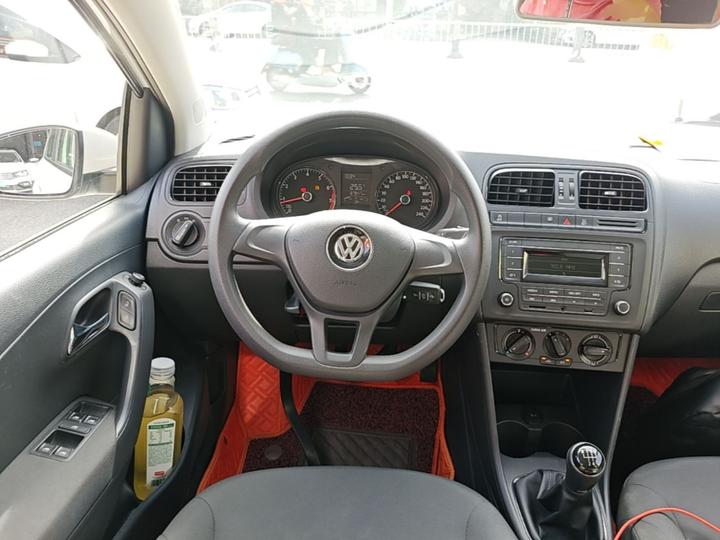 Polo 2018 1.5L MT photo 6