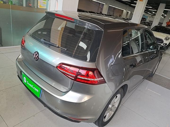 Golf 2017 230TSI AT Comfort Anniversary Edition photo 6