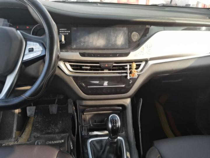 CS35PLUS 2019 1.6L MT photo 8