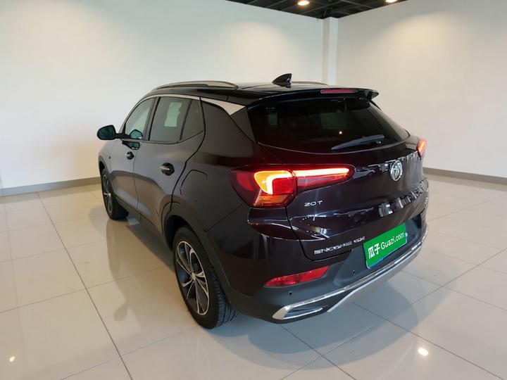 GX 2020 20T CVT RWD Luxury photo 4