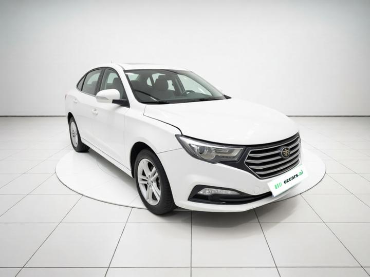 Bestune B30 2016 1.6L MT Luxury photo 3