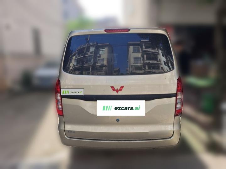 Wuling Hongguang V 2022 1.5L LAR photo 5