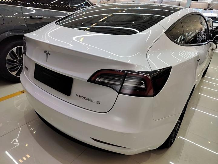 Model 3 2021 Standard Range RWD Upgraded photo 3