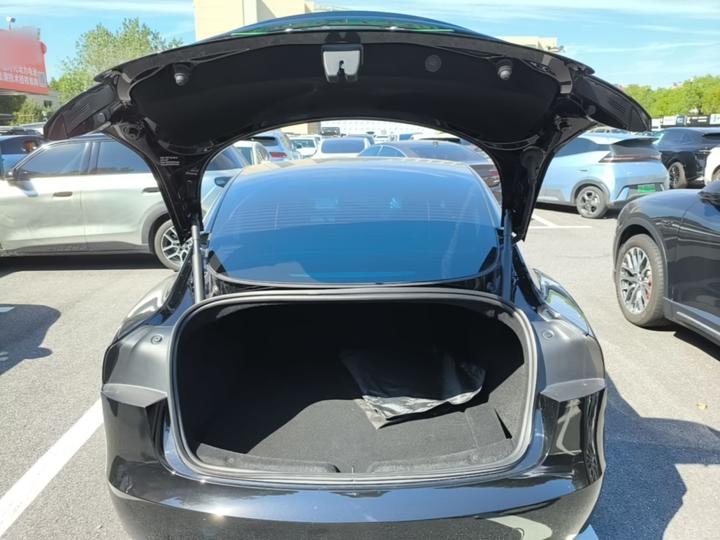 Model 3 2025 RWD photo 8