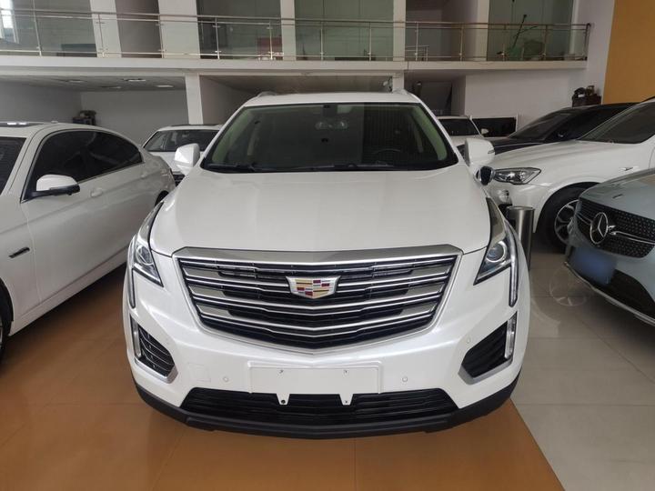 XT5 2018 25T Luxury photo 2