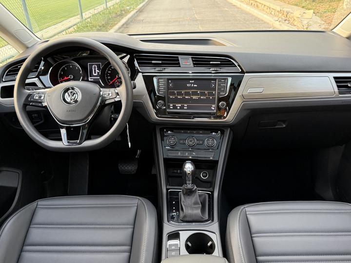 2018 L 280TSI DSG Comfort 7-Seater China VI photo 6