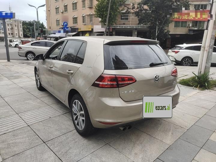 Golf 2017 230TSI AT Luxury Anniversary Edition photo 4