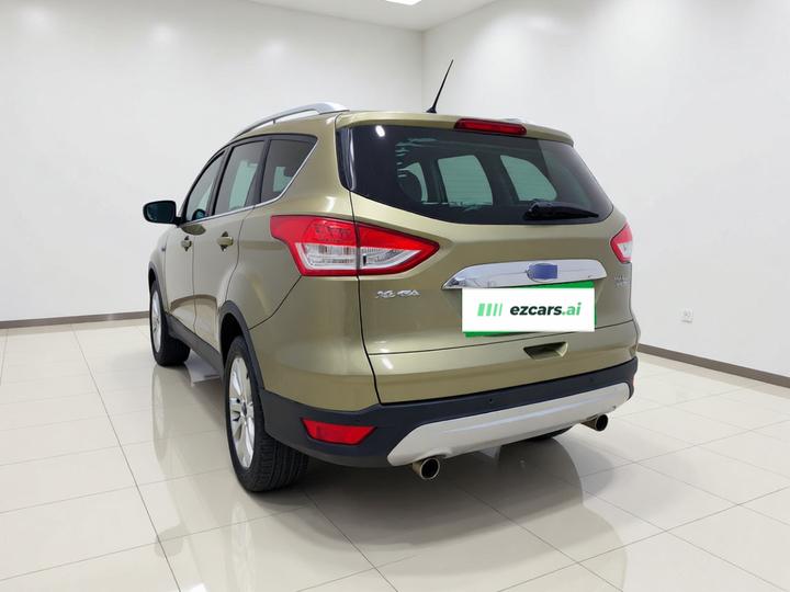 Kuga 2015 1.5L GTDi RWD photo 4