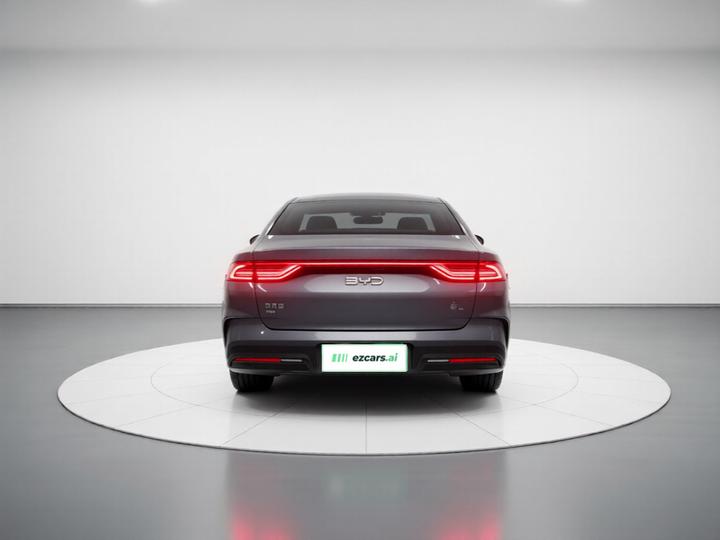 Qin L 2024 DM-i 80KM photo 3