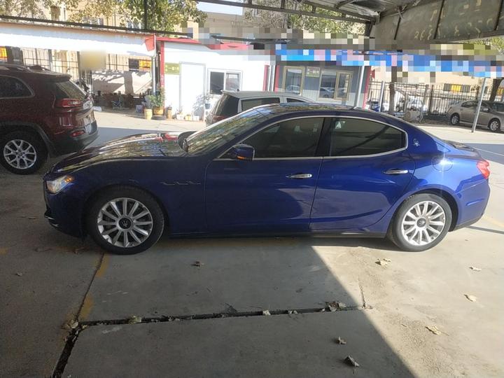 Ghibli 2014 3.0T Standard photo 3