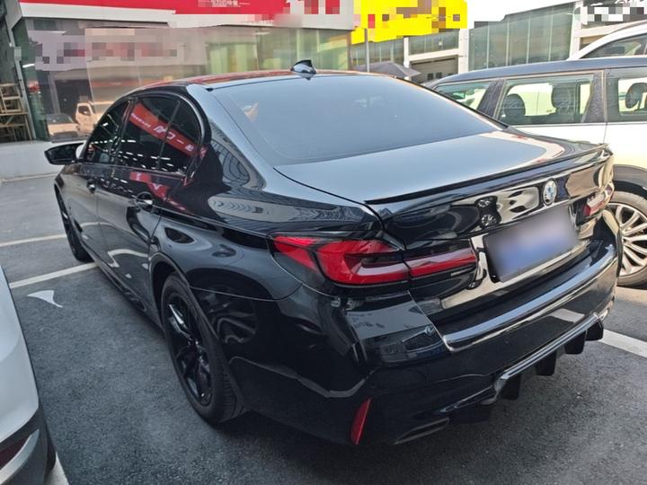 5 Series 2022 Facelift 525Li M Sport Package photo 4