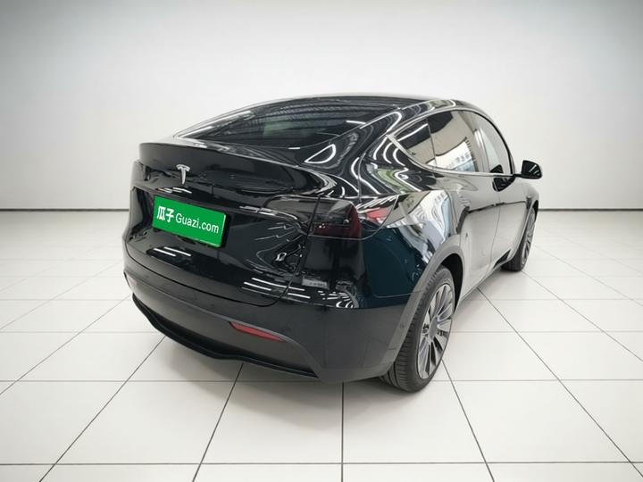 Model Y 2022 Facelift RWD photo 4