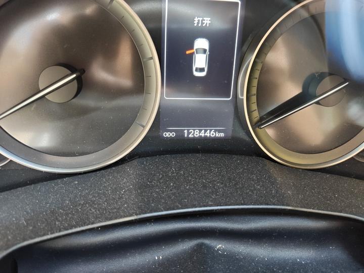 ES 2015 200 Elite photo 2