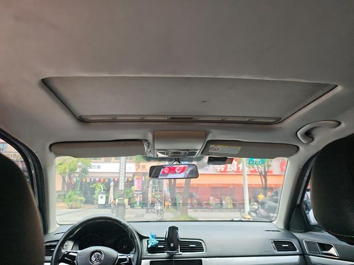 2015 230TSI DSG Comfort photo 8