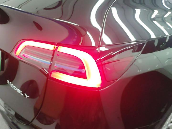 Model Y 2022 Facelift RWD photo 7