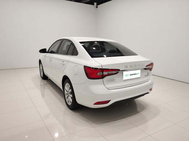 i5 2020 1.5L MT 4G photo 4