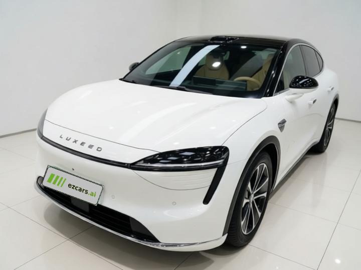 HIMA Luxeed R7 2024 EV 802km Max