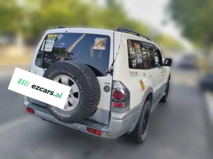 Pajero 2008 V73 3.0L MT GLS photo 6