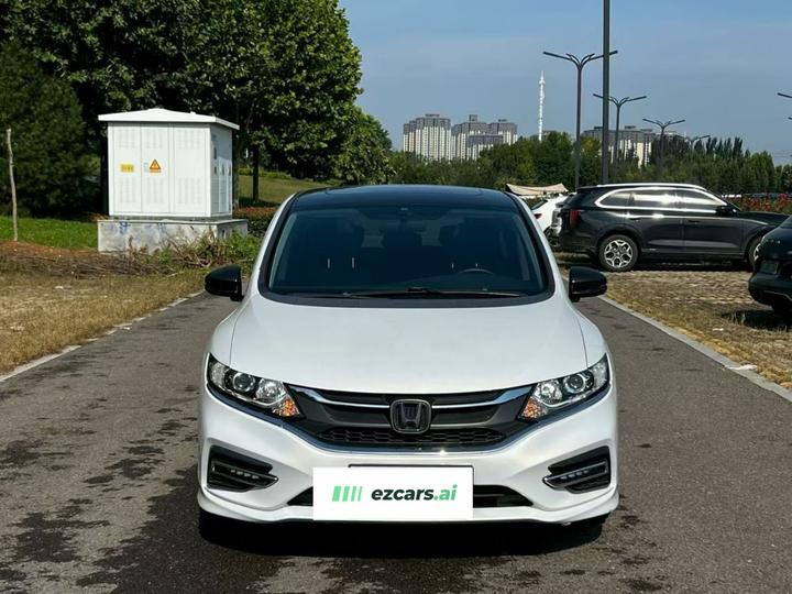 Jade 2017 1.8L AT Comfort 5-Seater photo 2