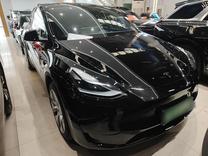 Model Y 2022 Facelift RWD photo 3