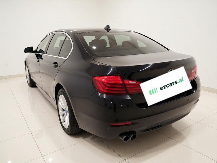 5 Series 2014 520Li photo 4