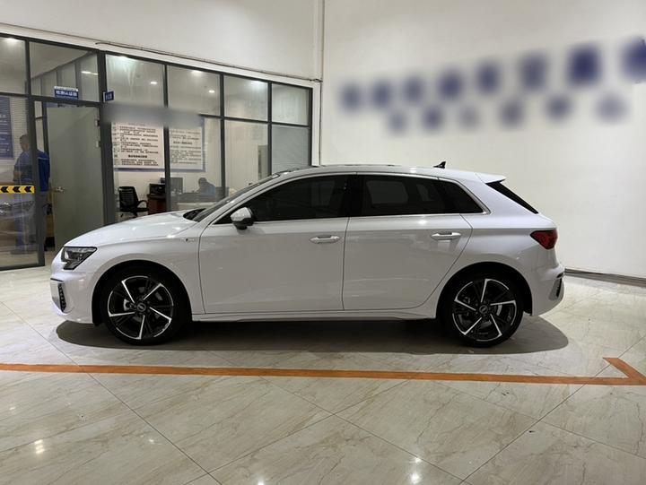A3 2023 Facelift Sportback 35 TFSI Fashion Sport photo 4