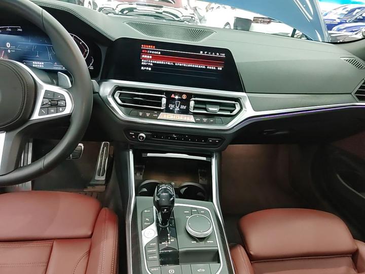 4 Series 2021 425i Convertible M Sport Package photo 8
