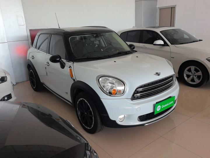 2014 1.6T COOPER ALL4 Fun photo 3