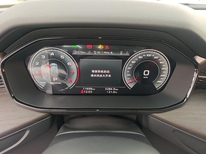 Q6 2024 40 TFSI quattro 7-Seater photo 7