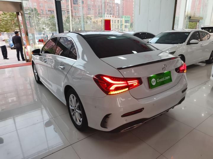 A-Class 2020 A 200 L Sport photo 4