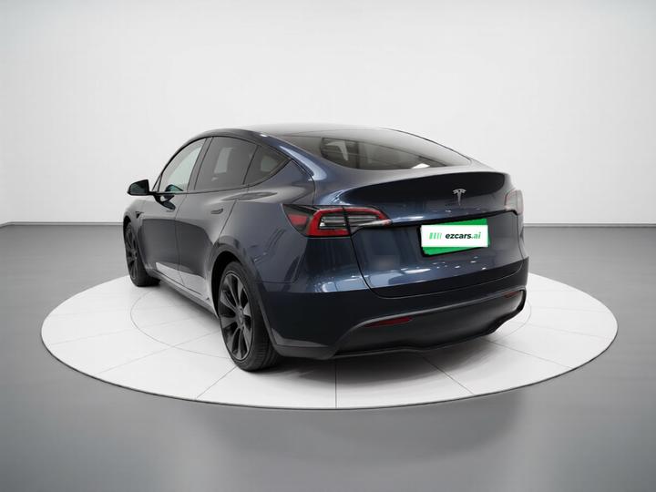 Model Y 2024 RWD photo 4