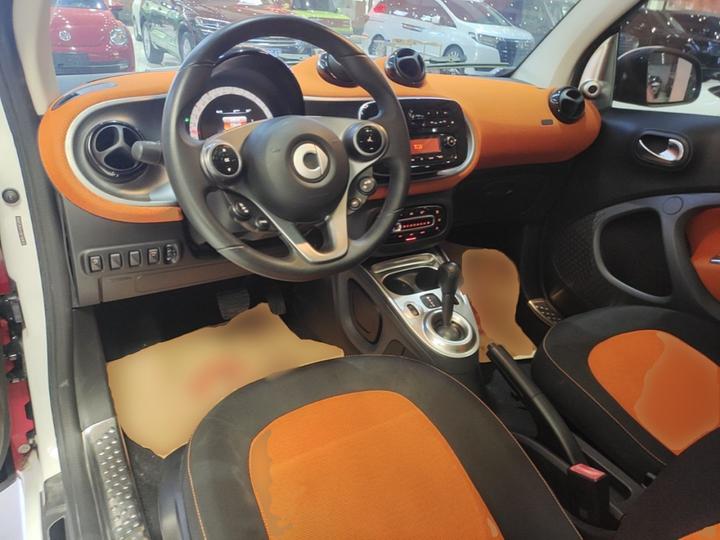 fortwo 2015 1.0L 52 Coupe photo 5