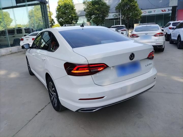 Lavida 2022 1.5L AT Comfort photo 4