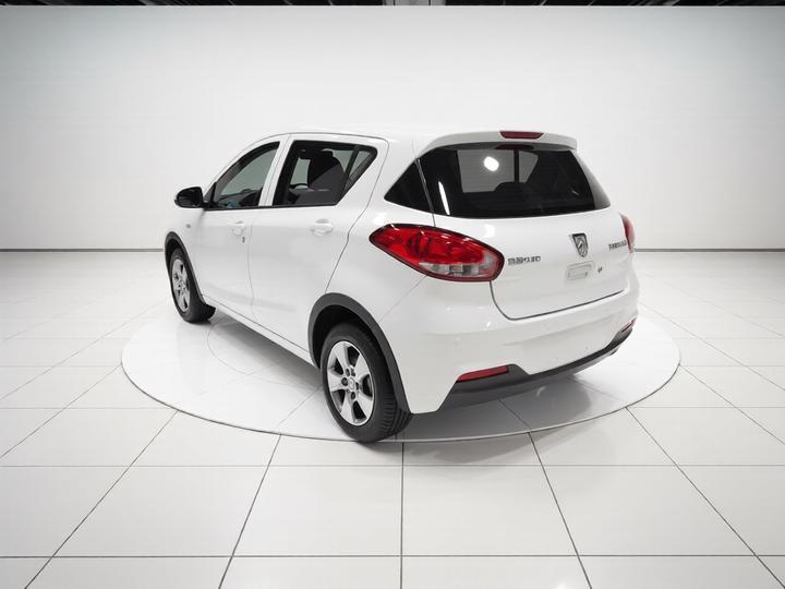 310 2016 1.2L MT Comfort photo 4