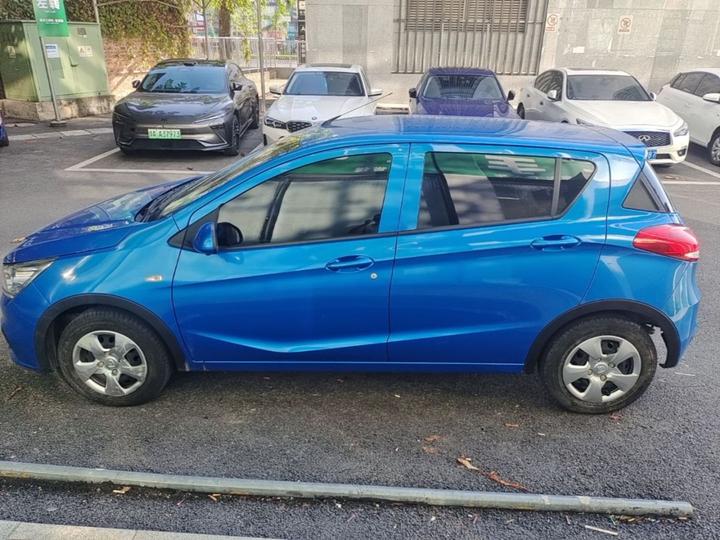 310 2016 1.2L MT Comfort photo 3