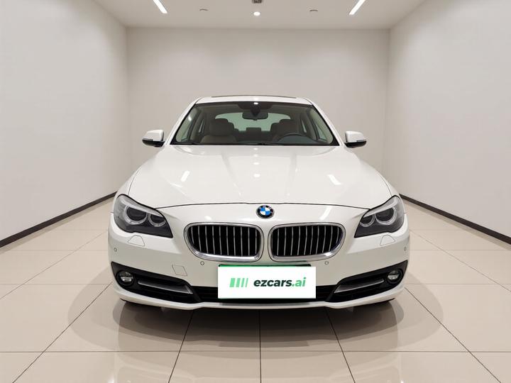 5 Series 2017 525Li Leading photo 2