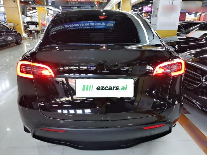 Model Y 2022 RWD photo 3