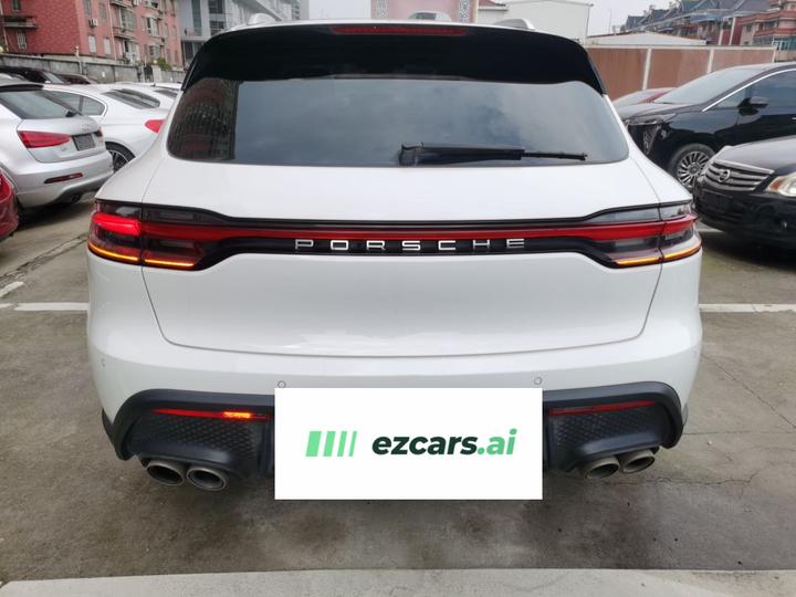 2022 Macan 2.0T photo 3