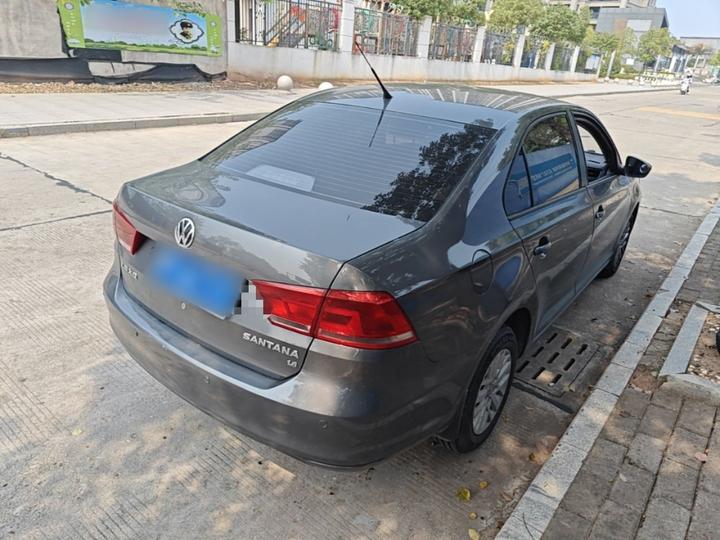 Santana 2015 1.6L AT photo 4