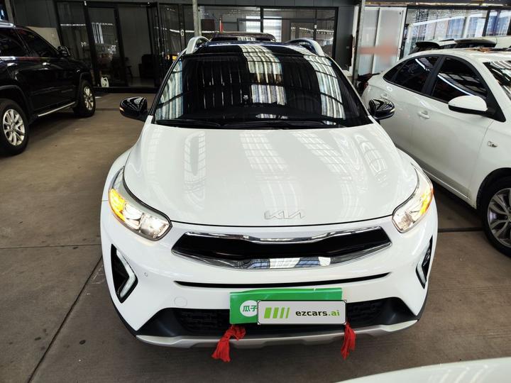 Stonic 2021 1.4L CVT photo 2