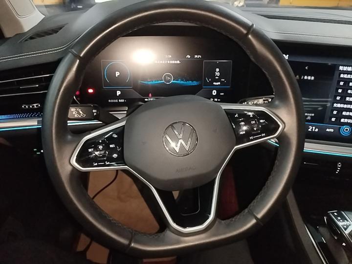 Touareg 2022 3.0TSI Sport Package photo 2
