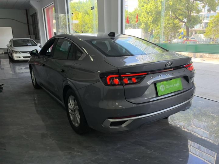 Mondeo 2023 EcoBoost 180 photo 4